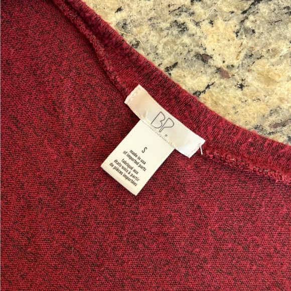 Nordstrom BP oversized red b neck size small - Picture 3 of 3